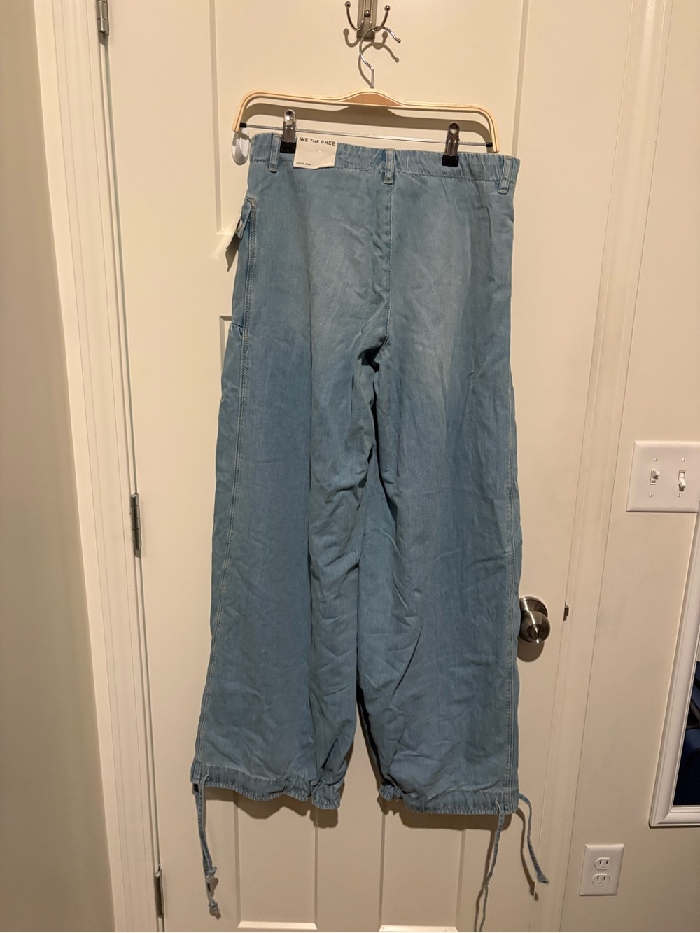 Free People We The Free Lotus Balloon Jeans 28 Bijou Blue NWT - Picture 5 of 7
